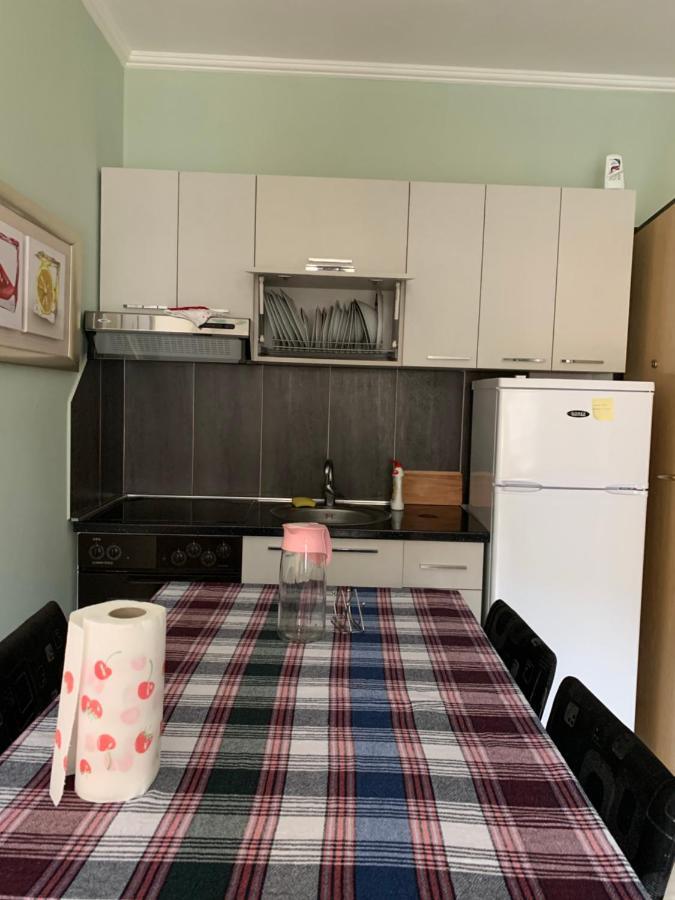Duki'S Apartments Орикум Экстерьер фото