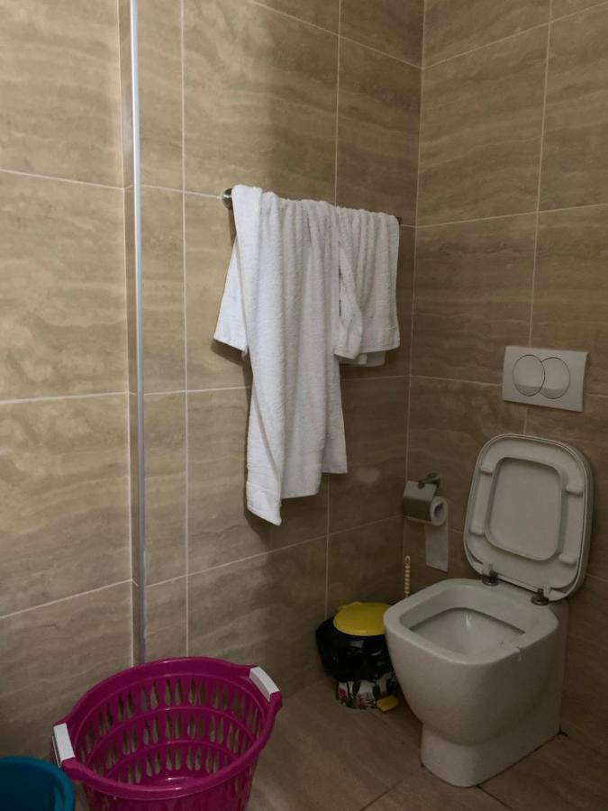 Duki'S Apartments Орикум Экстерьер фото