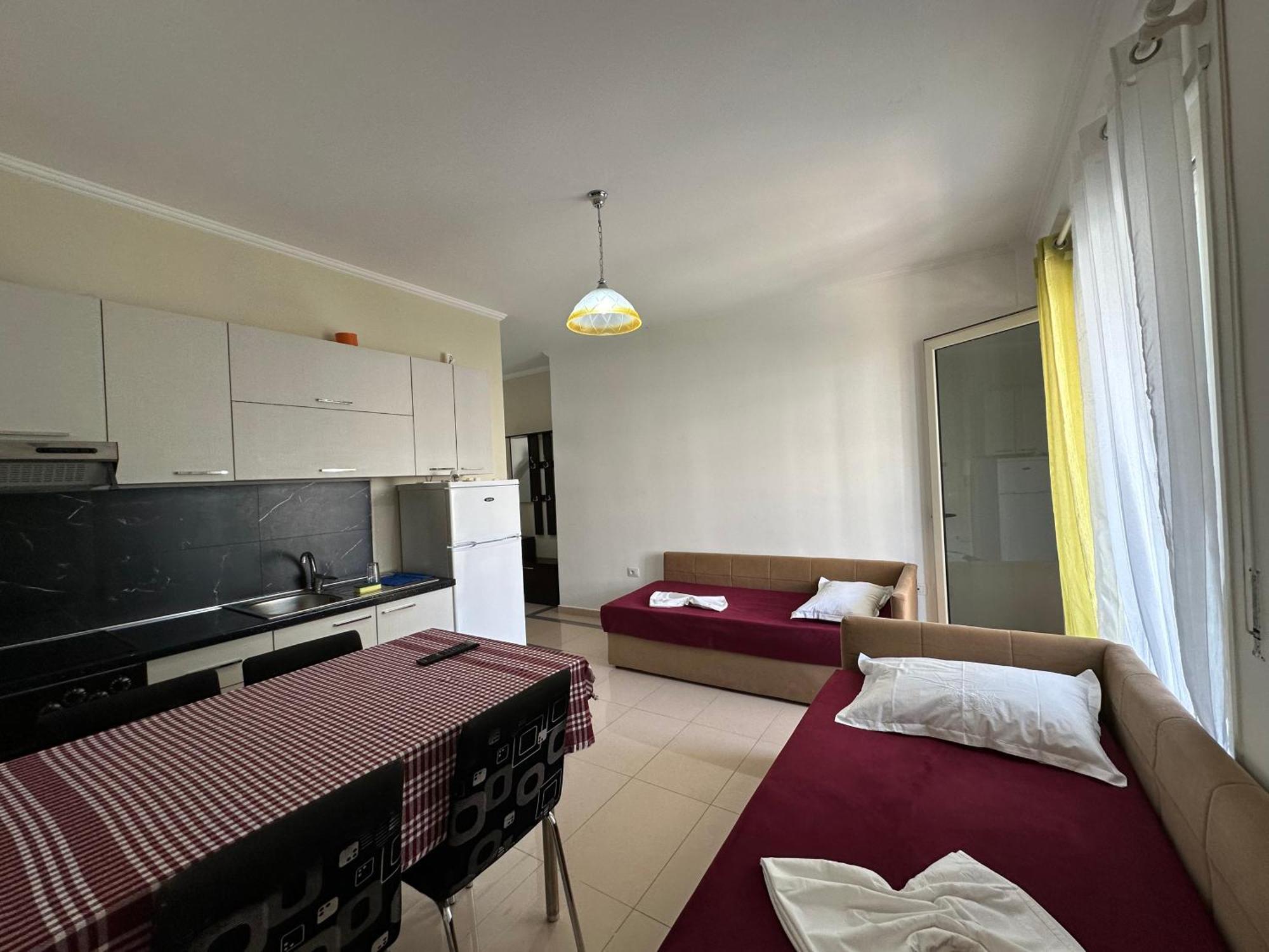 Duki'S Apartments Орикум Экстерьер фото