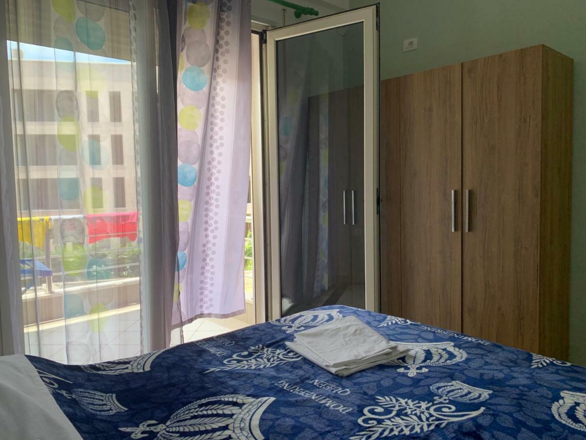 Duki'S Apartments Орикум Экстерьер фото